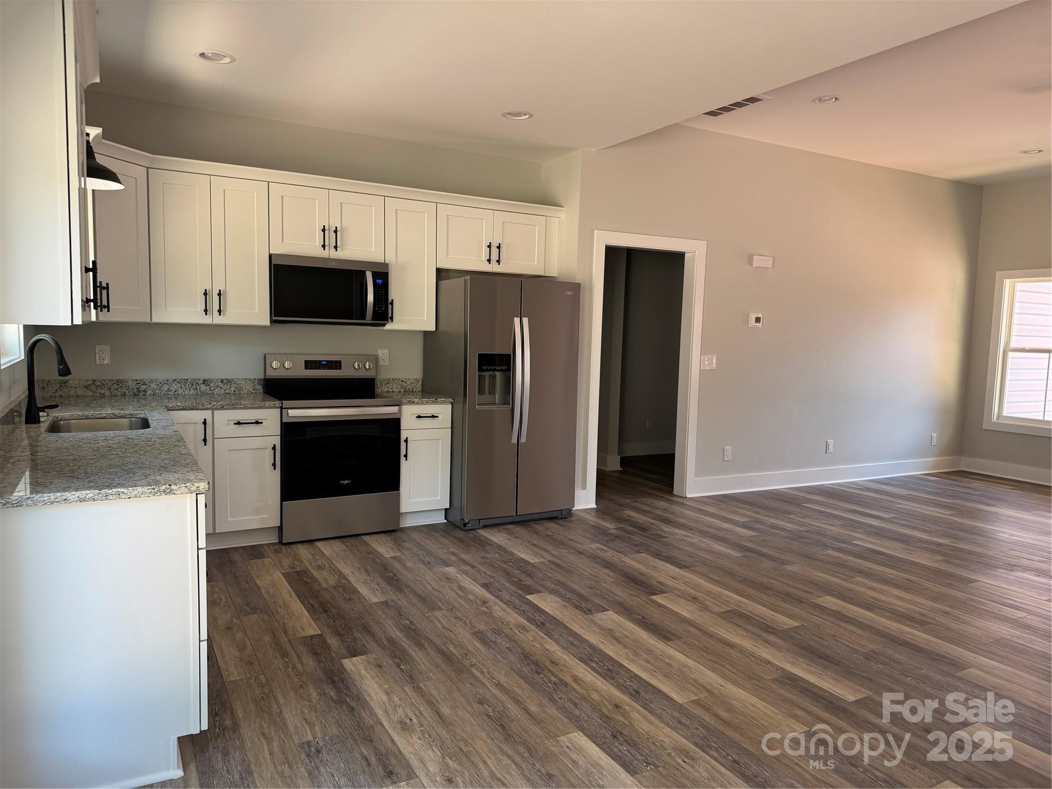 210 West Baker Street Jefferson, SC 29718 - Photo 14 of 32