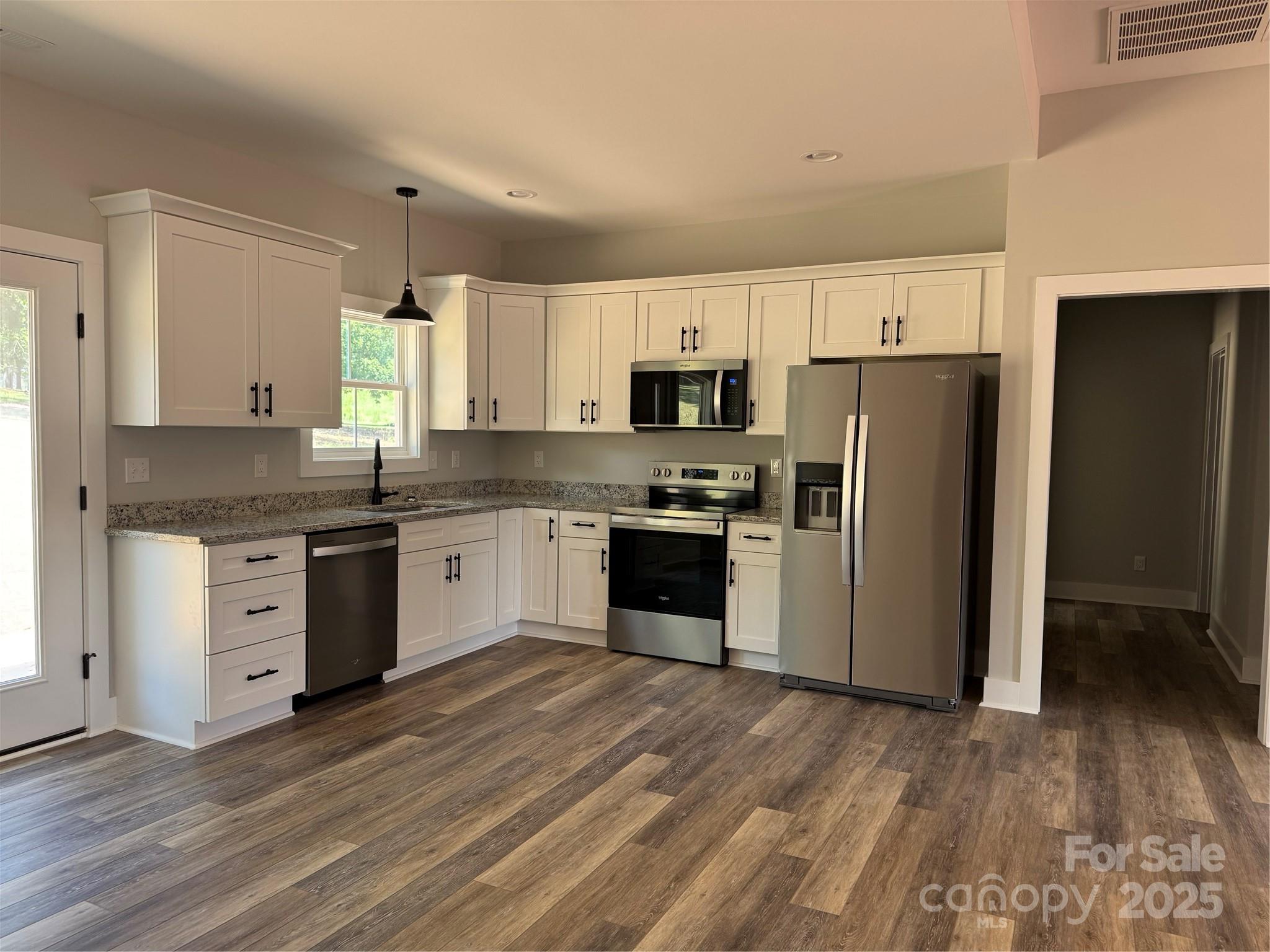 210 West Baker Street Jefferson, SC 29718 - Photo 15 of 32