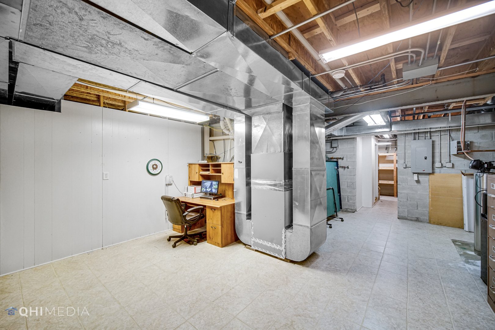 2263 Fox Run Drive Kankakee, IL 60901 - Photo 26 of 34 a view of storage and utility room with refrigerator and washer