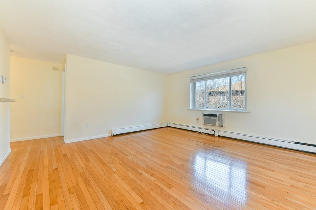 20 Bryon Road, Unit 6 Boston, MA 02467 - Photo 7 of 20