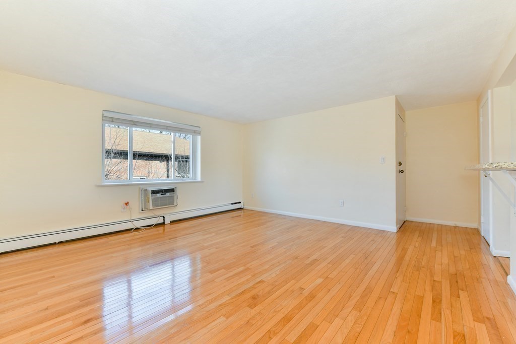 20 Bryon Road, Unit 6 Boston, MA 02467 - Photo 8 of 20