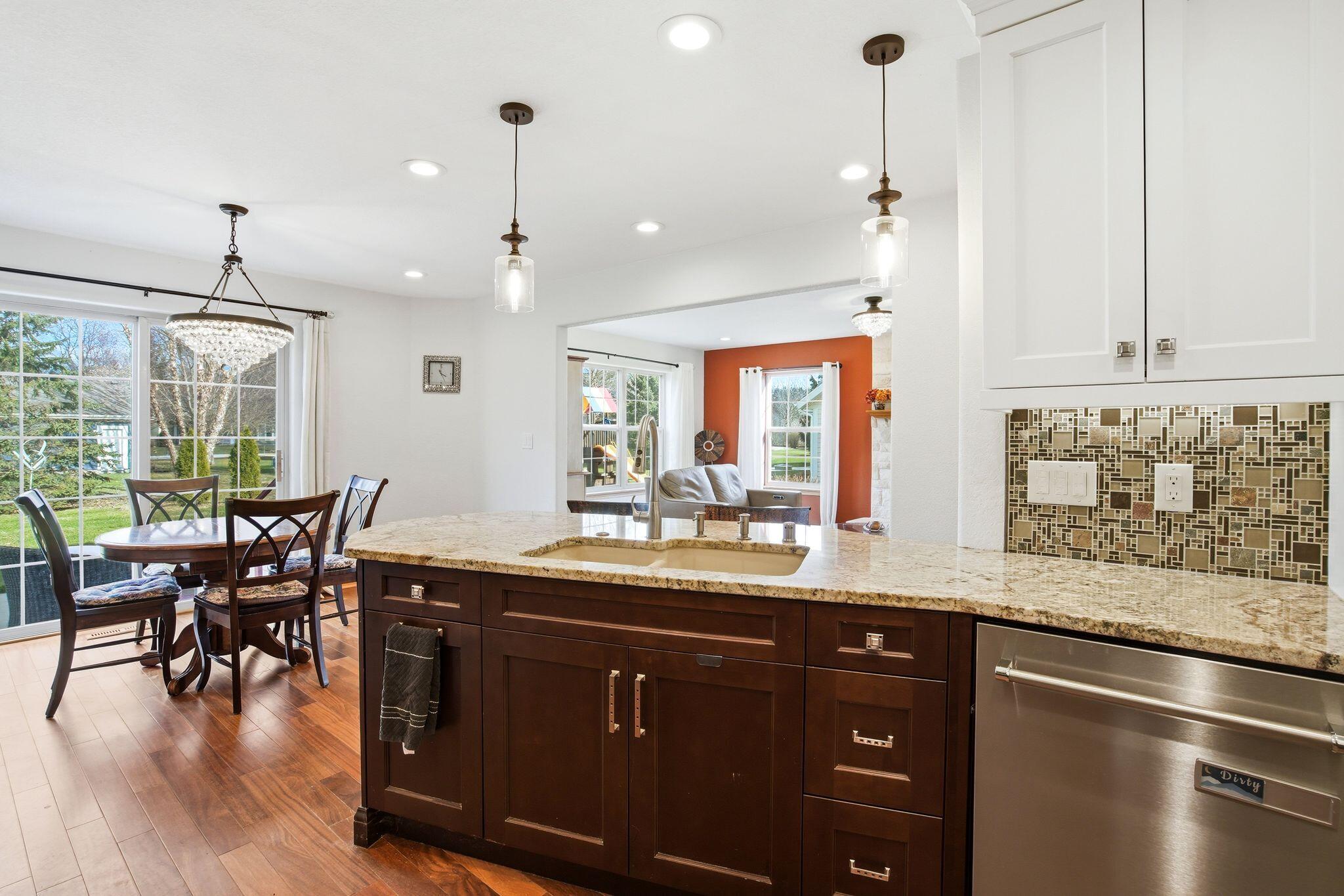 202 Stocks Drive Delafield, WI 53018 - Photo 13 of 30 Kitchen 3