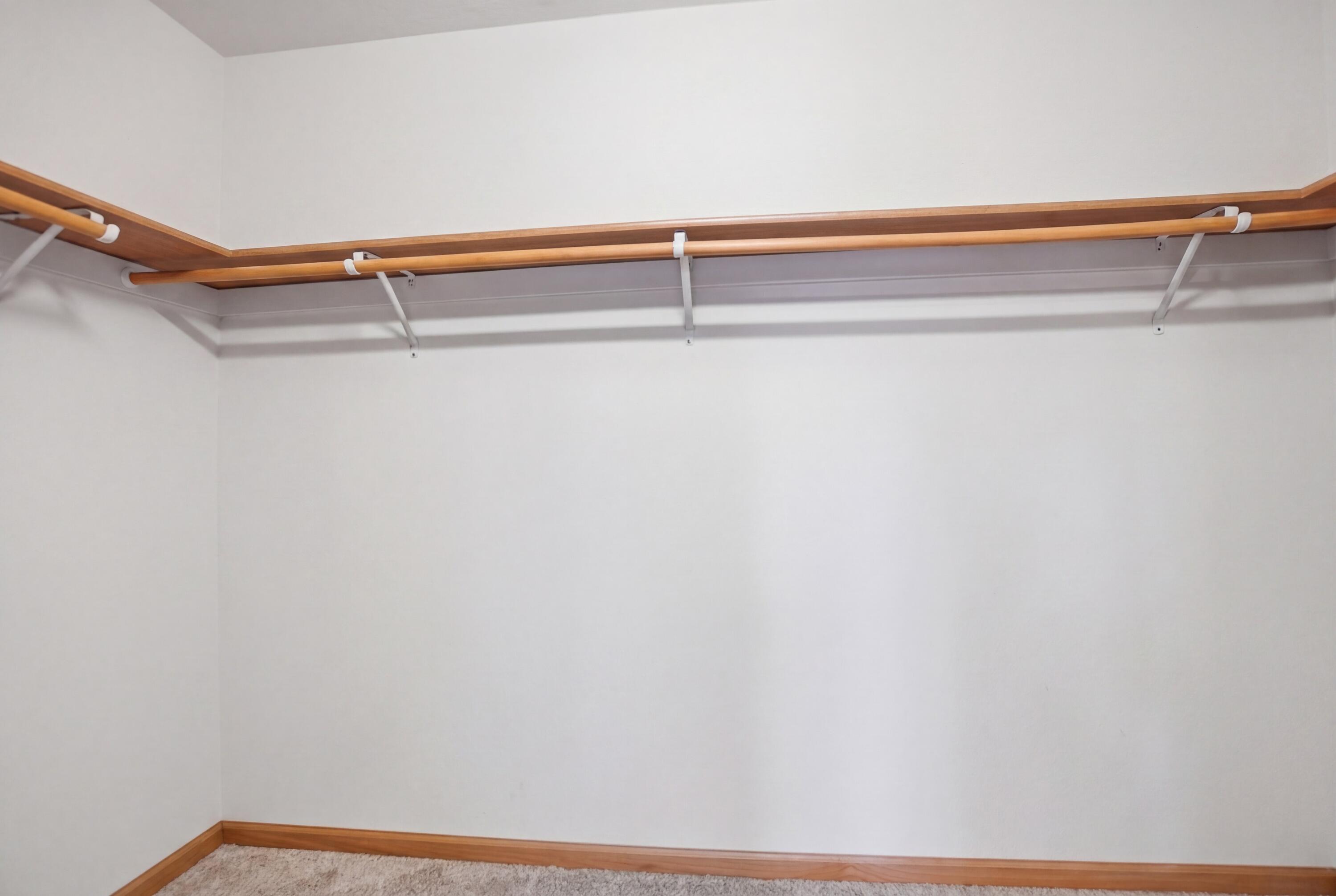 202 Stocks Drive Delafield, WI 53018 - Photo 21 of 30 Ensuite Bath (closet)