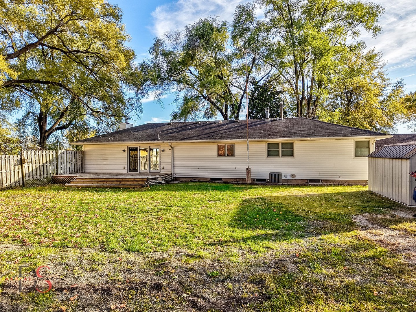 3060 Cemetery Road Morris, IL 60450 - Photo 23 of 24 a view of a house with a yard