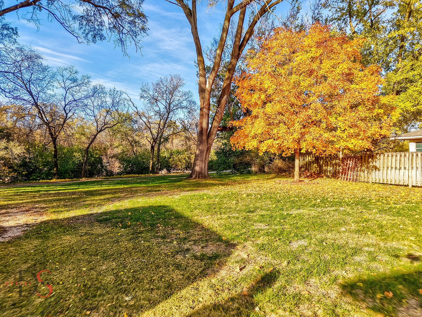3060 Cemetery Road Morris, IL 60450 - Photo 24 of 24 a view of swimming pool with an outdoor space