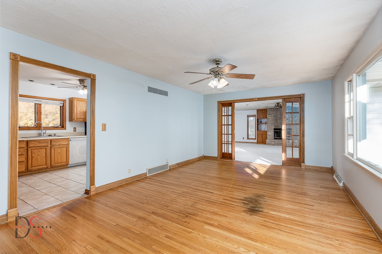 3060 Cemetery Road Morris, IL 60450 - Photo 9 of 24 a view of an empty room with a window and wooden floor