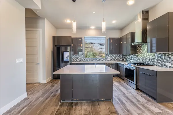 $579,000 | 1417 Kramer Lane, Unit 9, Austin, TX 78758