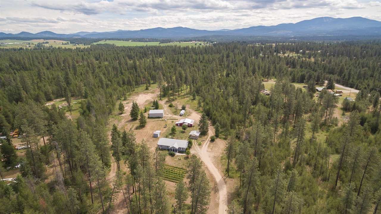 40110 North Hardesty Road Elk, WA 99009 - Photo 2 of 20