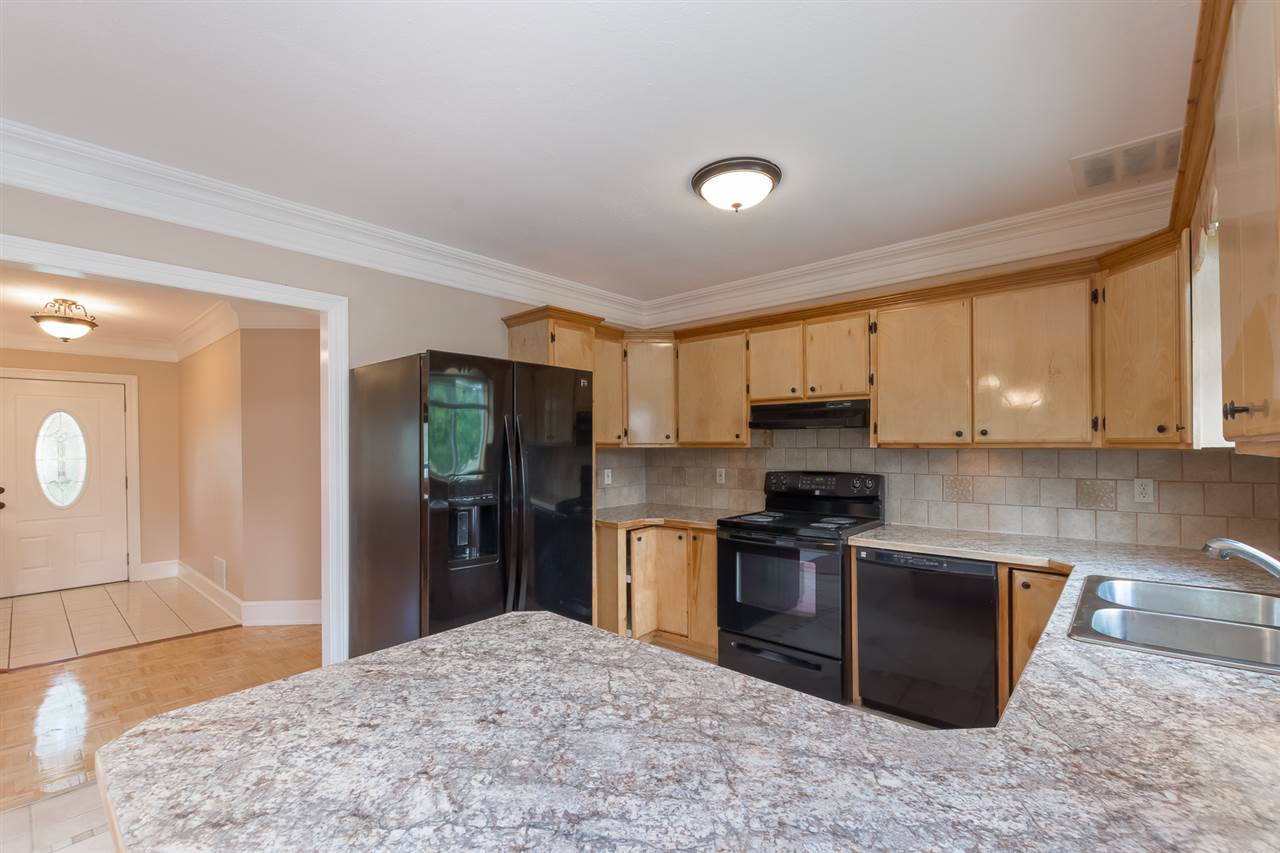 40110 North Hardesty Road Elk, WA 99009 - Photo 5 of 20