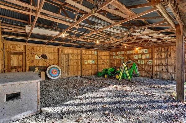 $445,000 | 2200 Prospect Road, Prospect, PA 16052