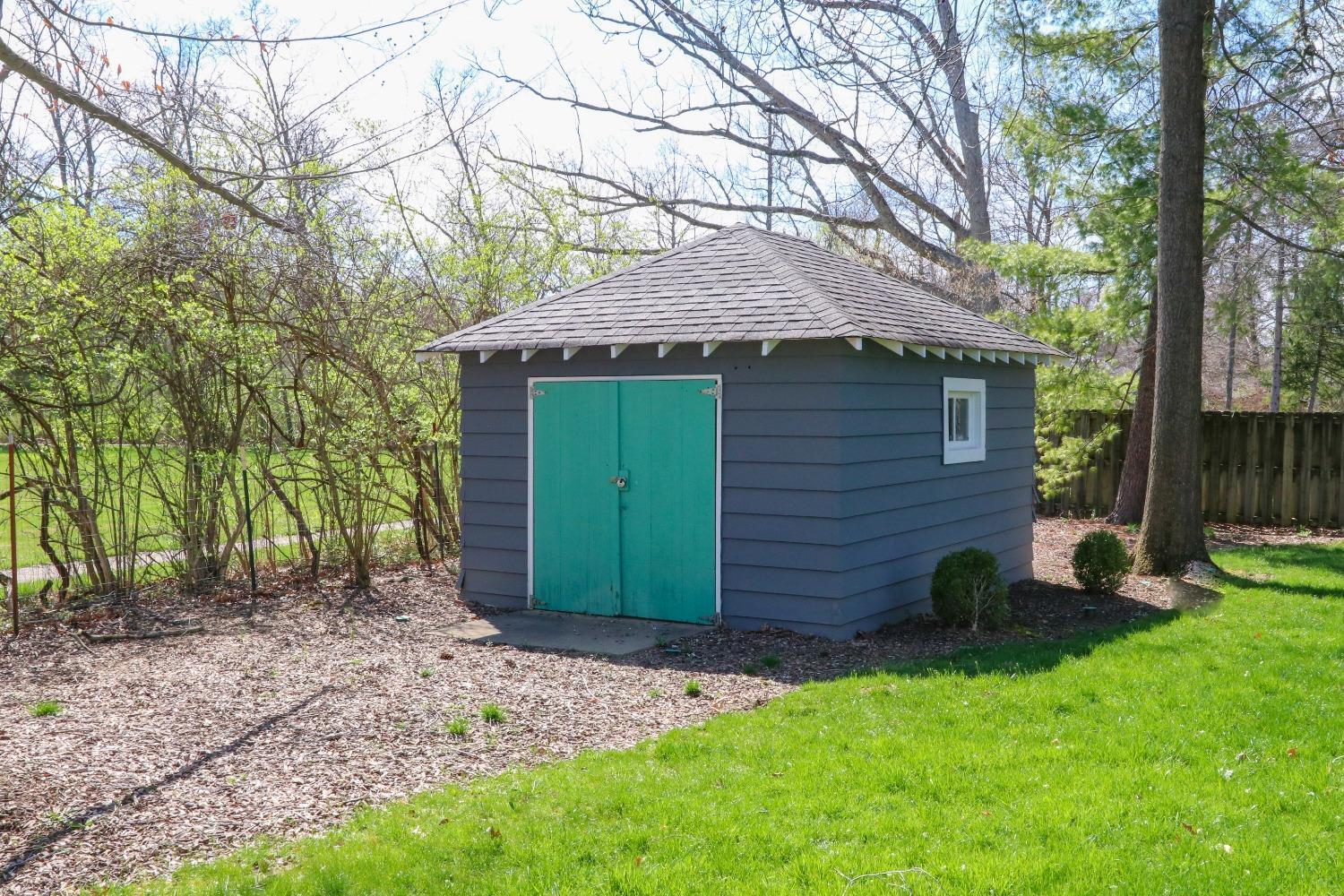 8245 Shawnee Run Road Cincinnati, OH 45243 - Photo 10 of 11