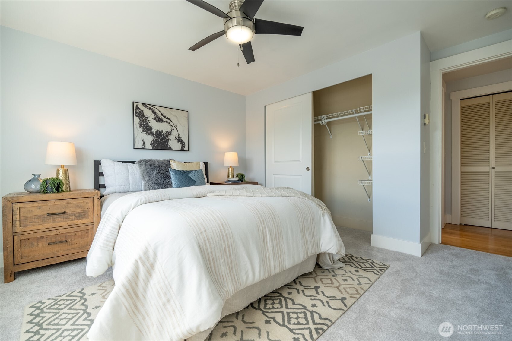 209 North 39th Street, Unit 304 Seattle, WA 98103 - Photo 13 of 24