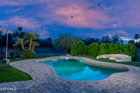 $1,999,999 | 8417 East Cactus Road, Scottsdale, AZ 85260
