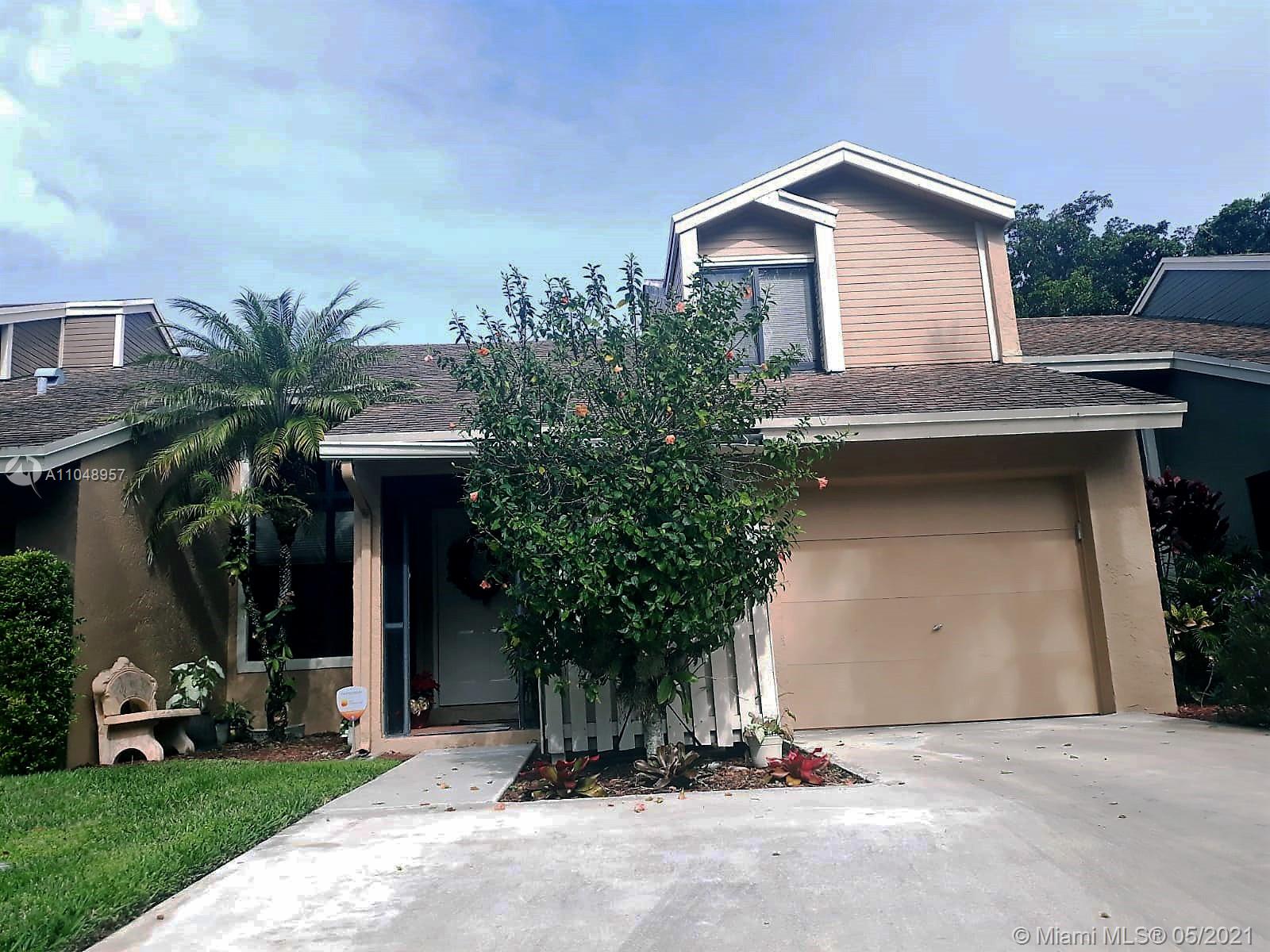 22307 Thousand Pines Lane Boca Raton, FL 33428 - Photo 1 of 15