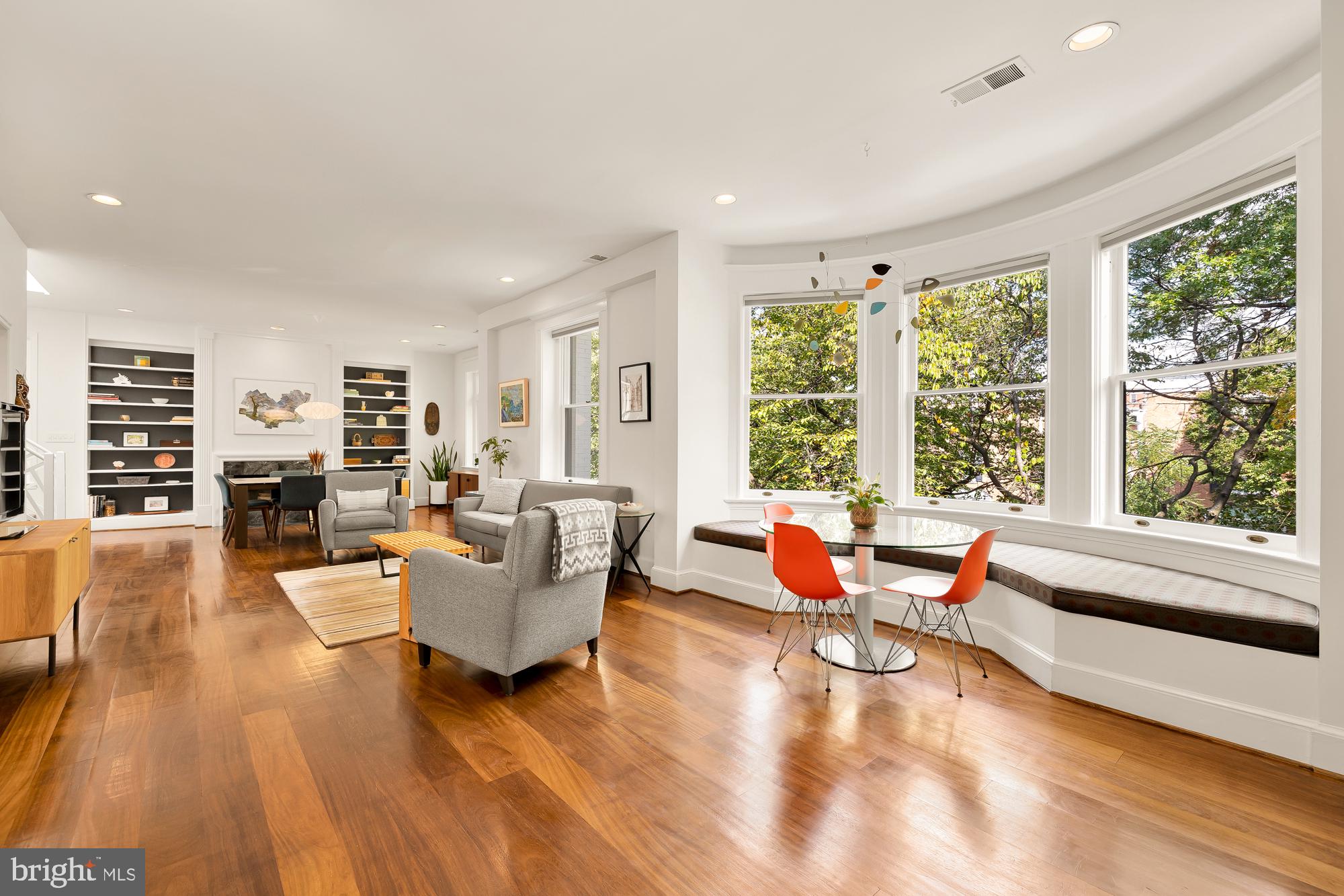 1826 Biltmore Street Northwest, Unit 4 Washington, DC 20009 - Photo 13 of 34