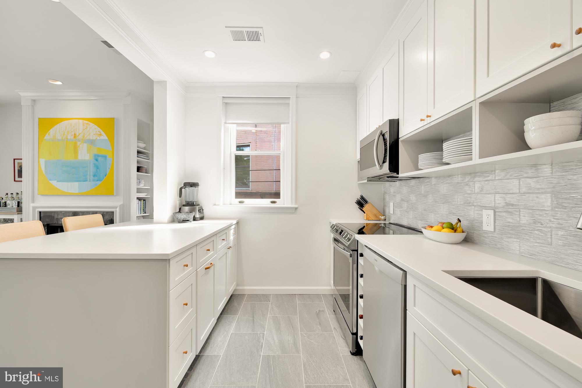 1826 Biltmore Street Northwest, Unit 4 Washington, DC 20009 - Photo 17 of 34