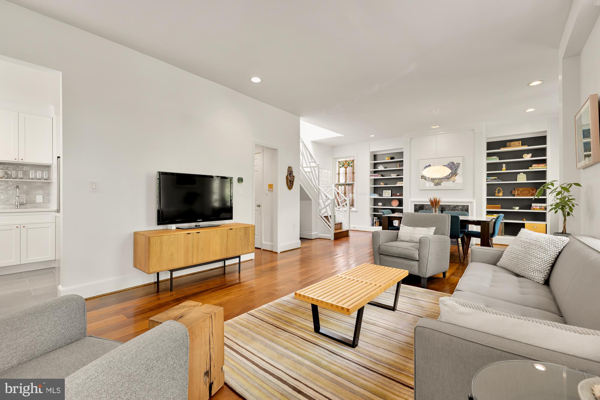 1826 Biltmore Street Northwest, Unit 4 Washington, DC 20009 - Photo 9 of 34