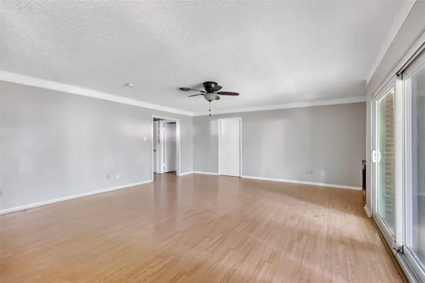$200,000 | 1015 Stevens Avenue, Conroe, TX 77301