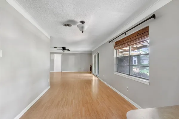 $200,000 | 1015 Stevens Avenue, Conroe, TX 77301