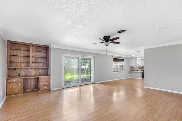 $200,000 | 1015 Stevens Avenue, Conroe, TX 77301