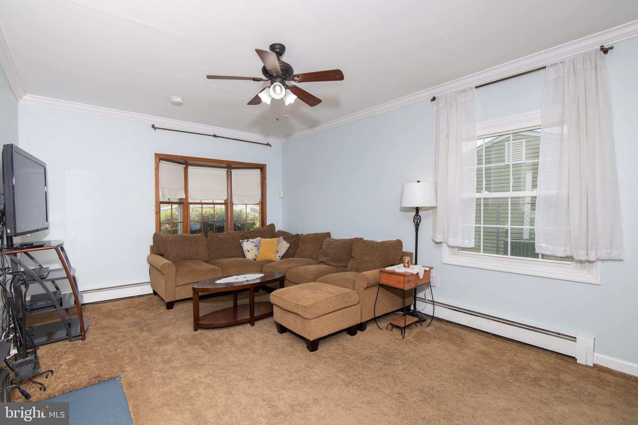 25 Gable Hill Road Levittown, PA 19057 - Photo 14 of 34