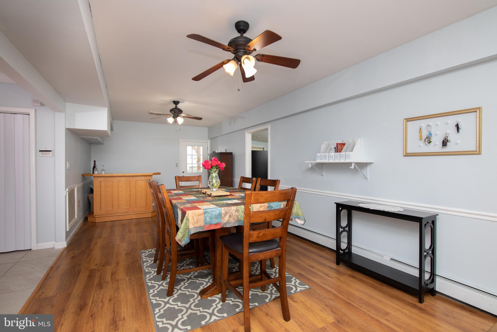 25 Gable Hill Road Levittown, PA 19057 - Photo 4 of 34
