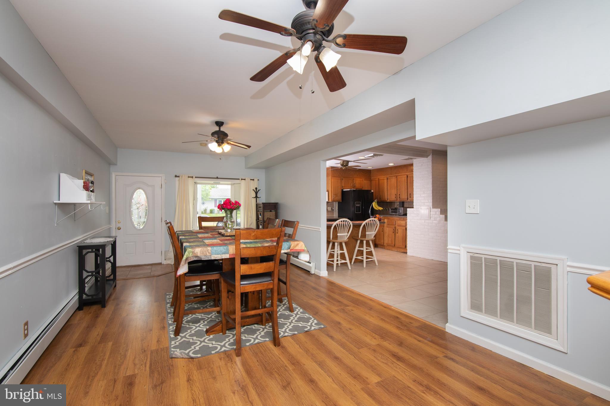 25 Gable Hill Road Levittown, PA 19057 - Photo 6 of 34