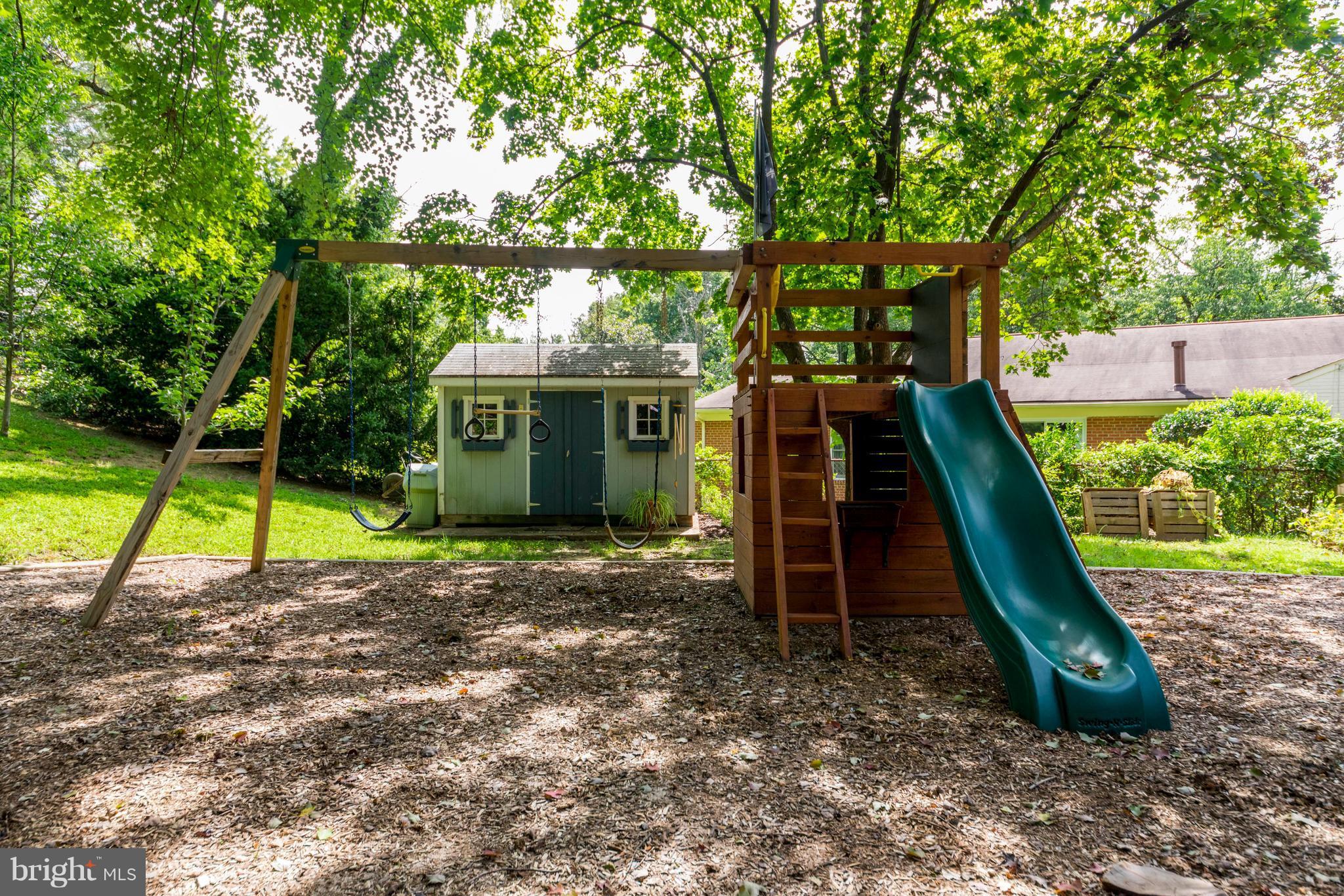 3929 Arcadia Road Alexandria, VA 22312 - Photo 11 of 14 Exterior (Rear)