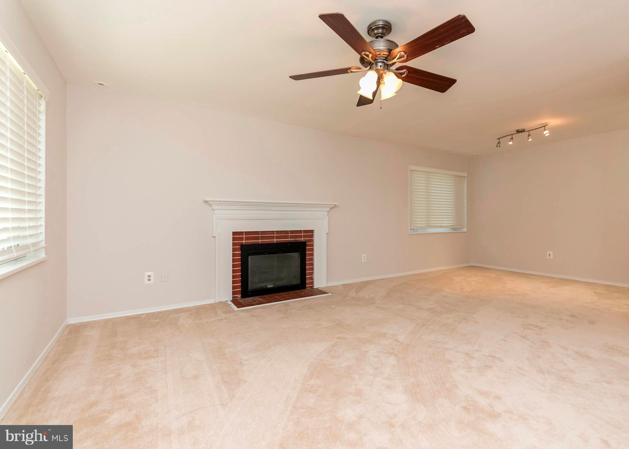 3929 Arcadia Road Alexandria, VA 22312 - Photo 3 of 14 Family Room