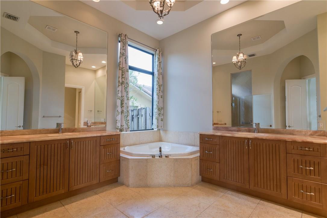 22181 Trillium Way Boca Raton, FL 33433 - Photo 32 of 37 Photo 32