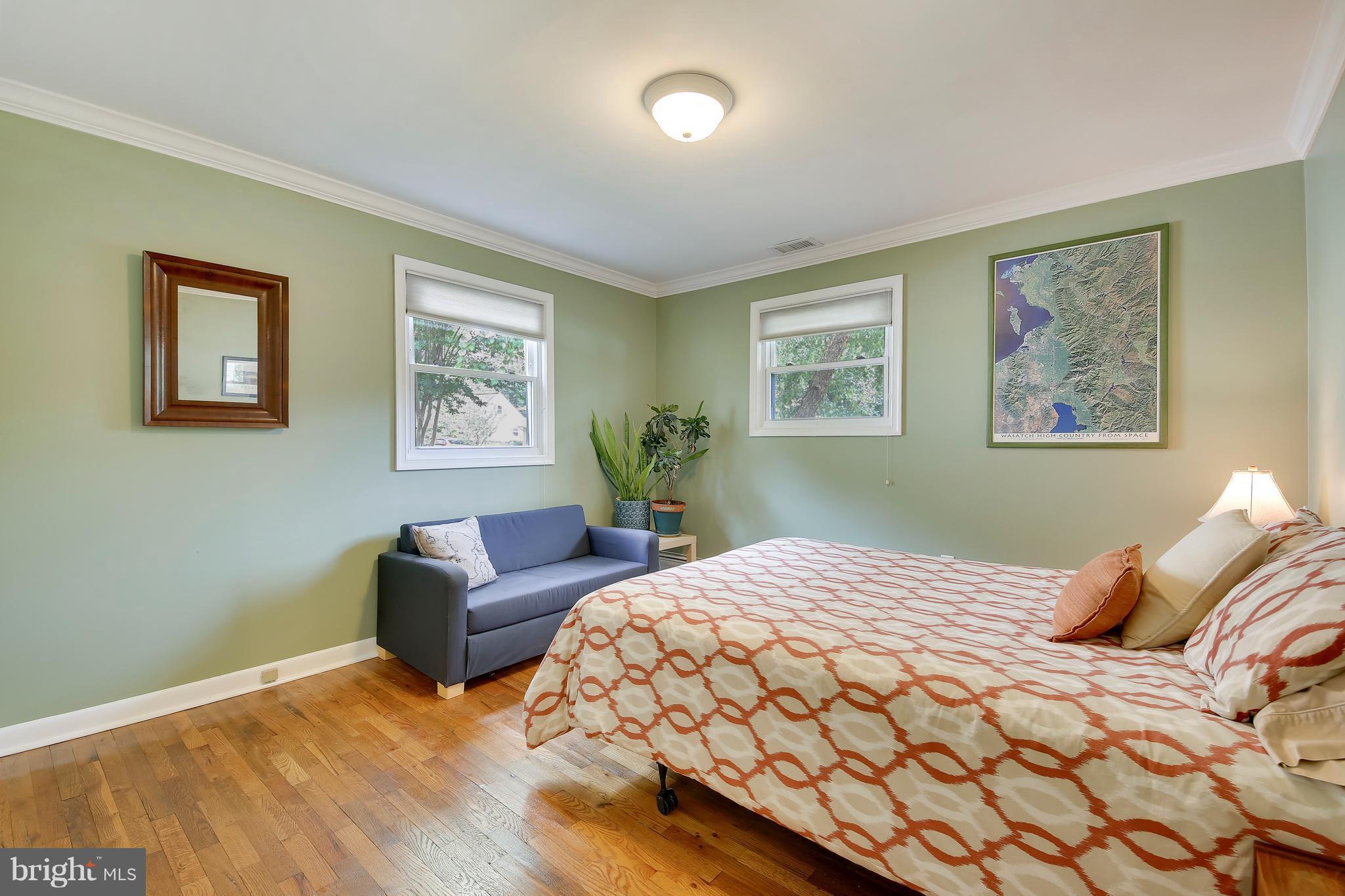 1001 Robin Road Silver Spring, MD 20901 - Photo 15 of 29 Bedroom