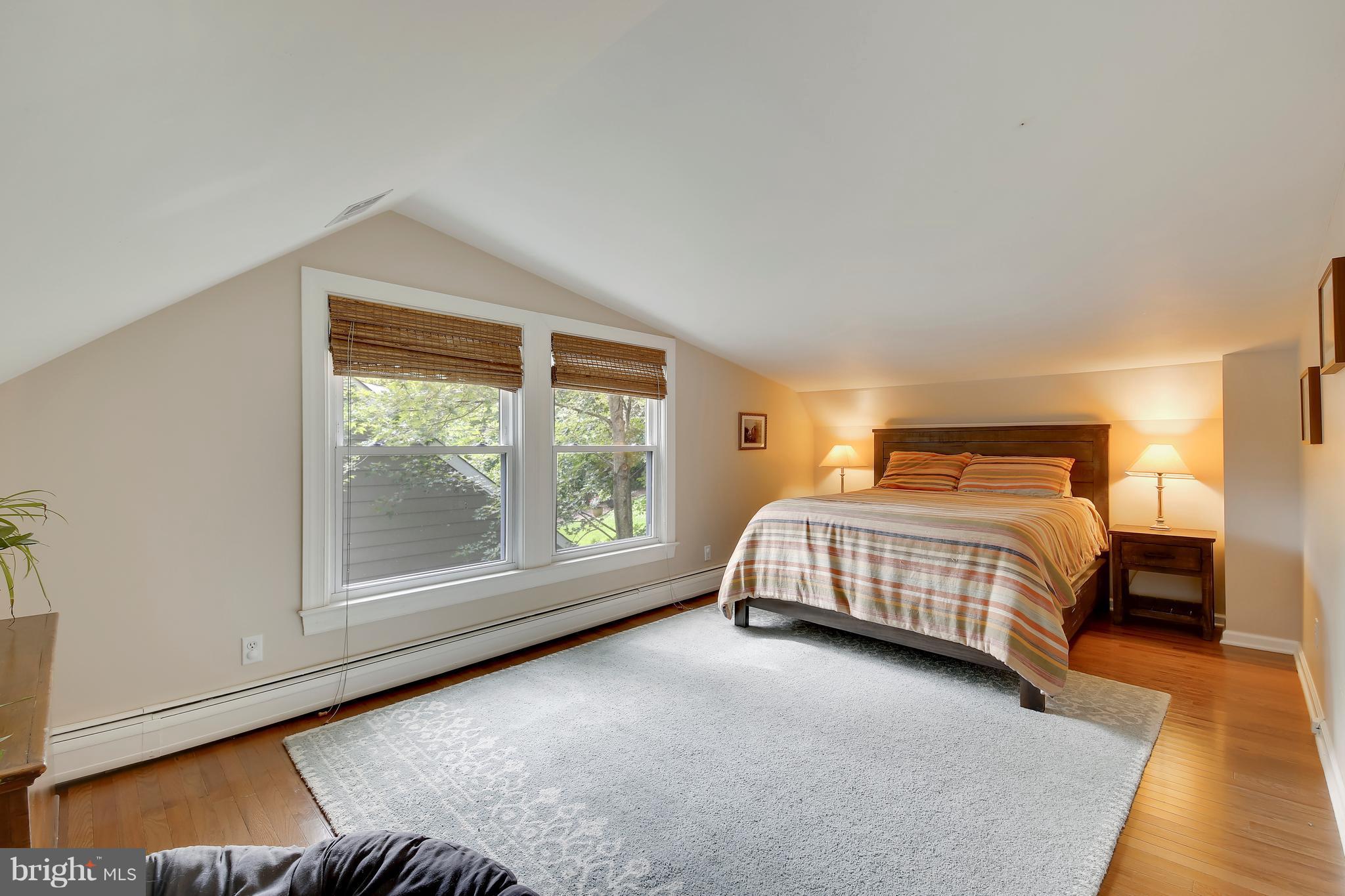 1001 Robin Road Silver Spring, MD 20901 - Photo 18 of 29 Bedroom (Master)