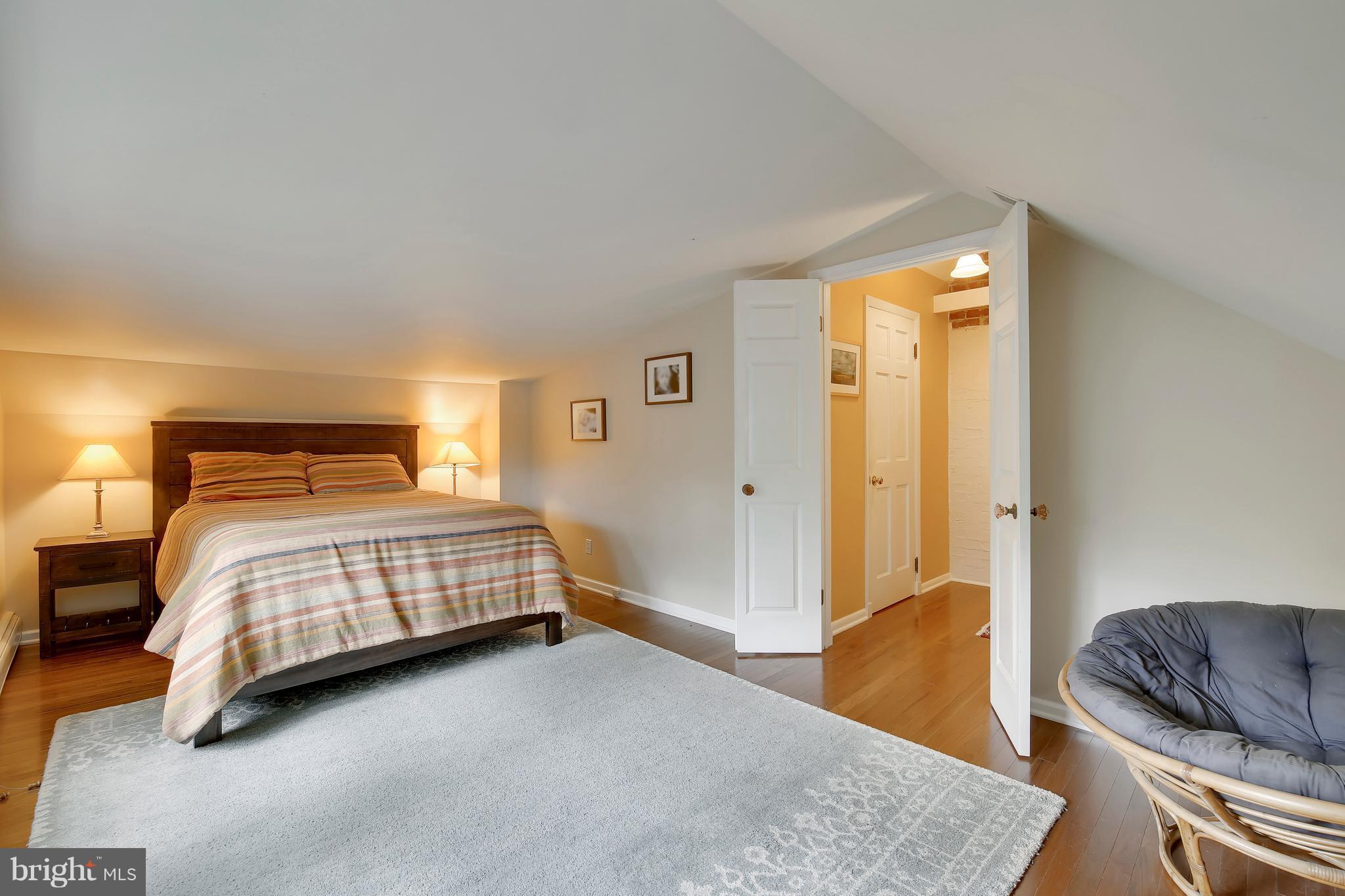 1001 Robin Road Silver Spring, MD 20901 - Photo 19 of 29 Bedroom (Master)