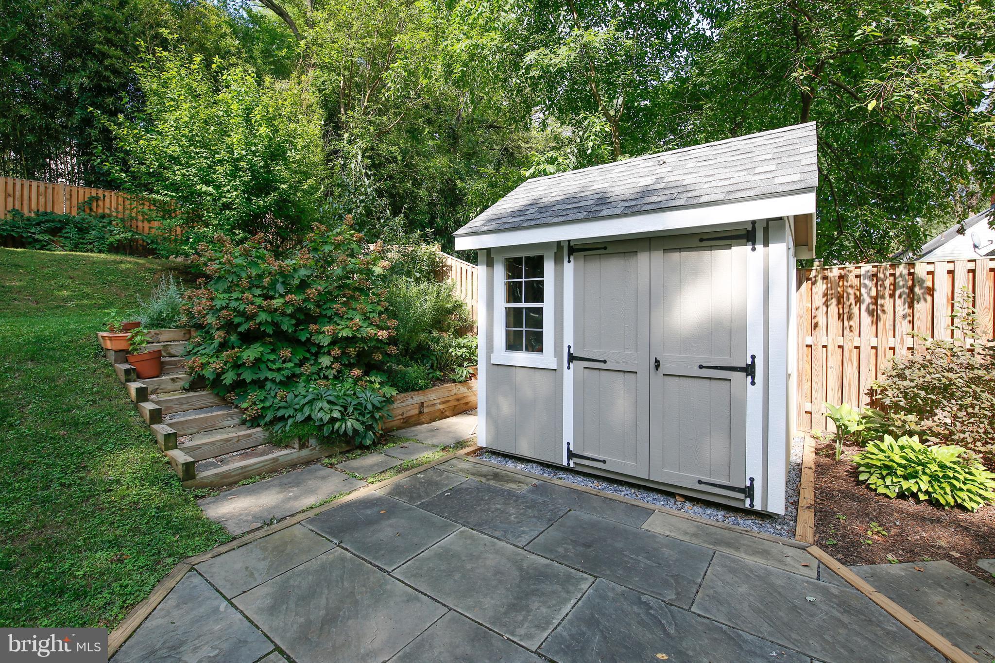 1001 Robin Road Silver Spring, MD 20901 - Photo 25 of 29 Exterior (General)