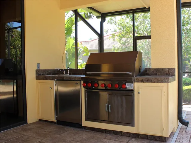 $925,000 | 406 Petrel Trail, Bradenton, FL 34212