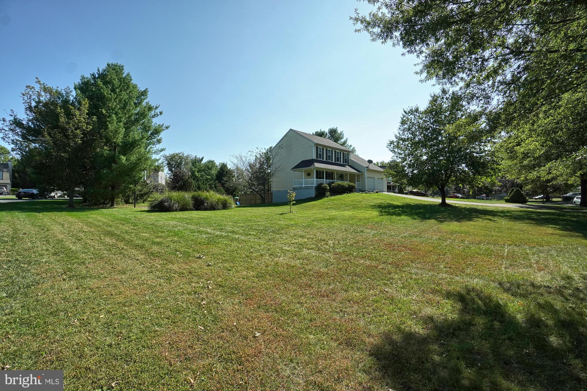 17209 General Custer Way Poolesville, MD 20837 - Photo 12 of 67 Gallery Image 12