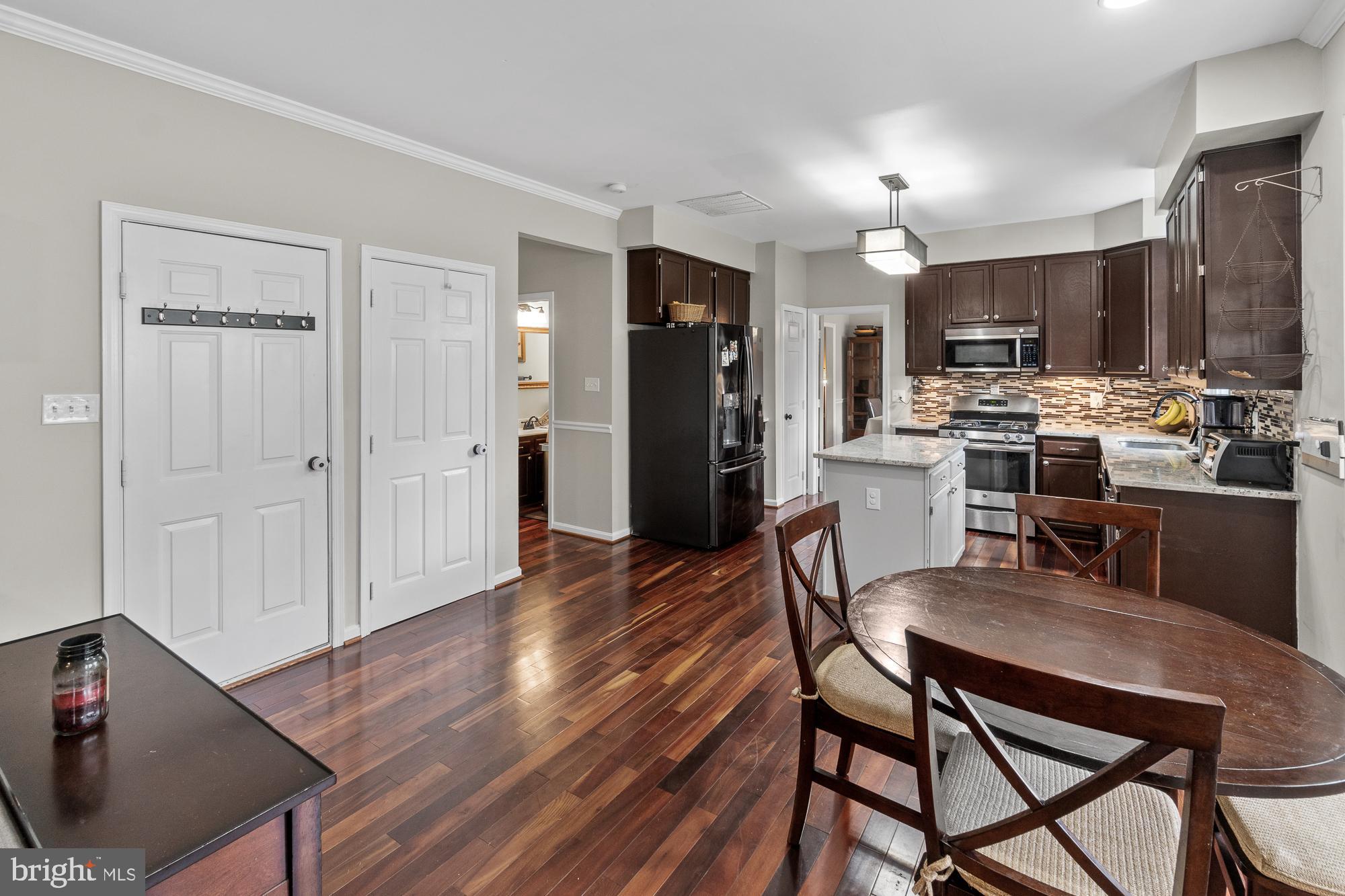 17209 General Custer Way Poolesville, MD 20837 - Photo 29 of 67 Gallery Image 29