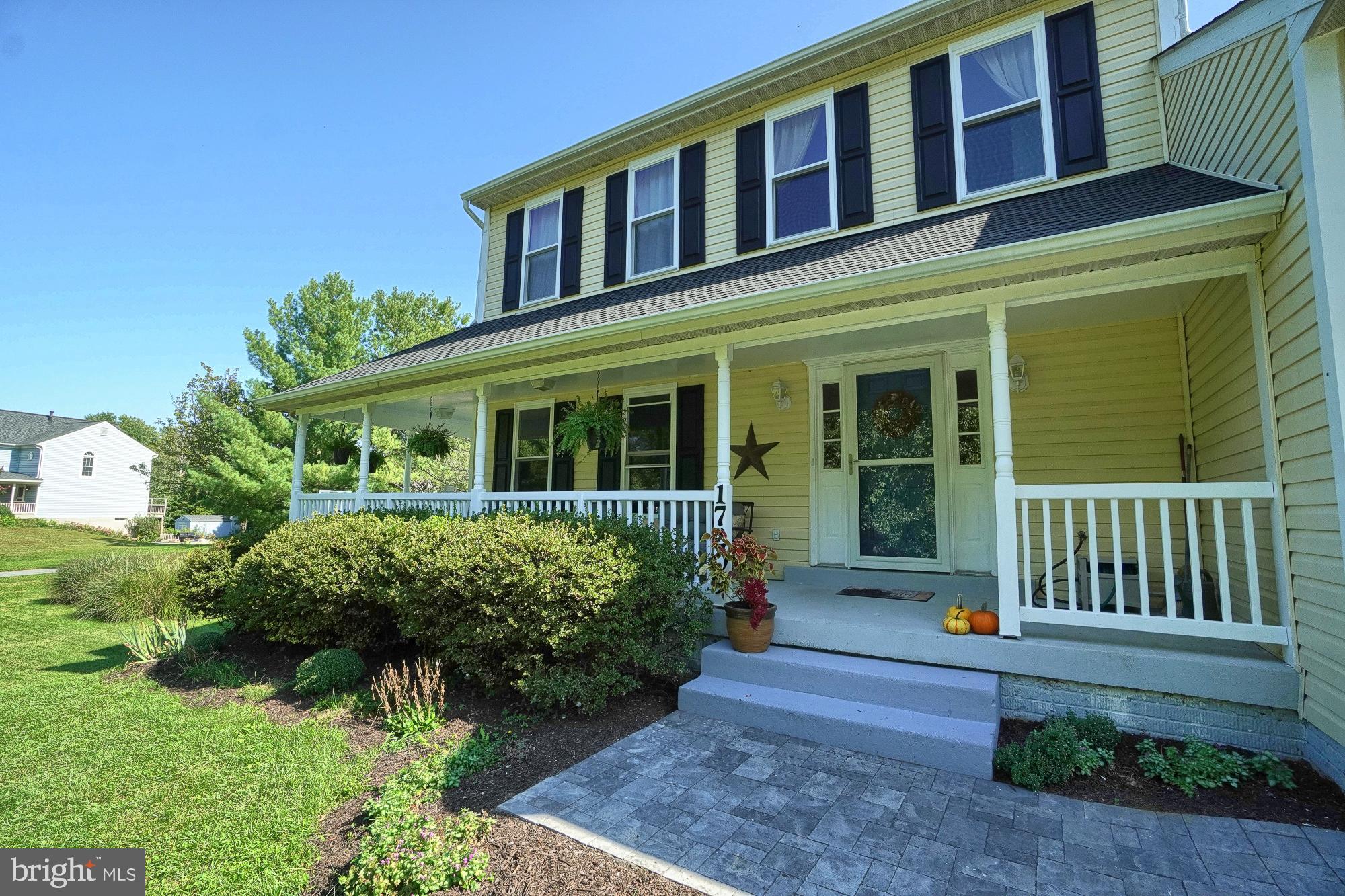 17209 General Custer Way Poolesville, MD 20837 - Photo 6 of 67 Feels like home!