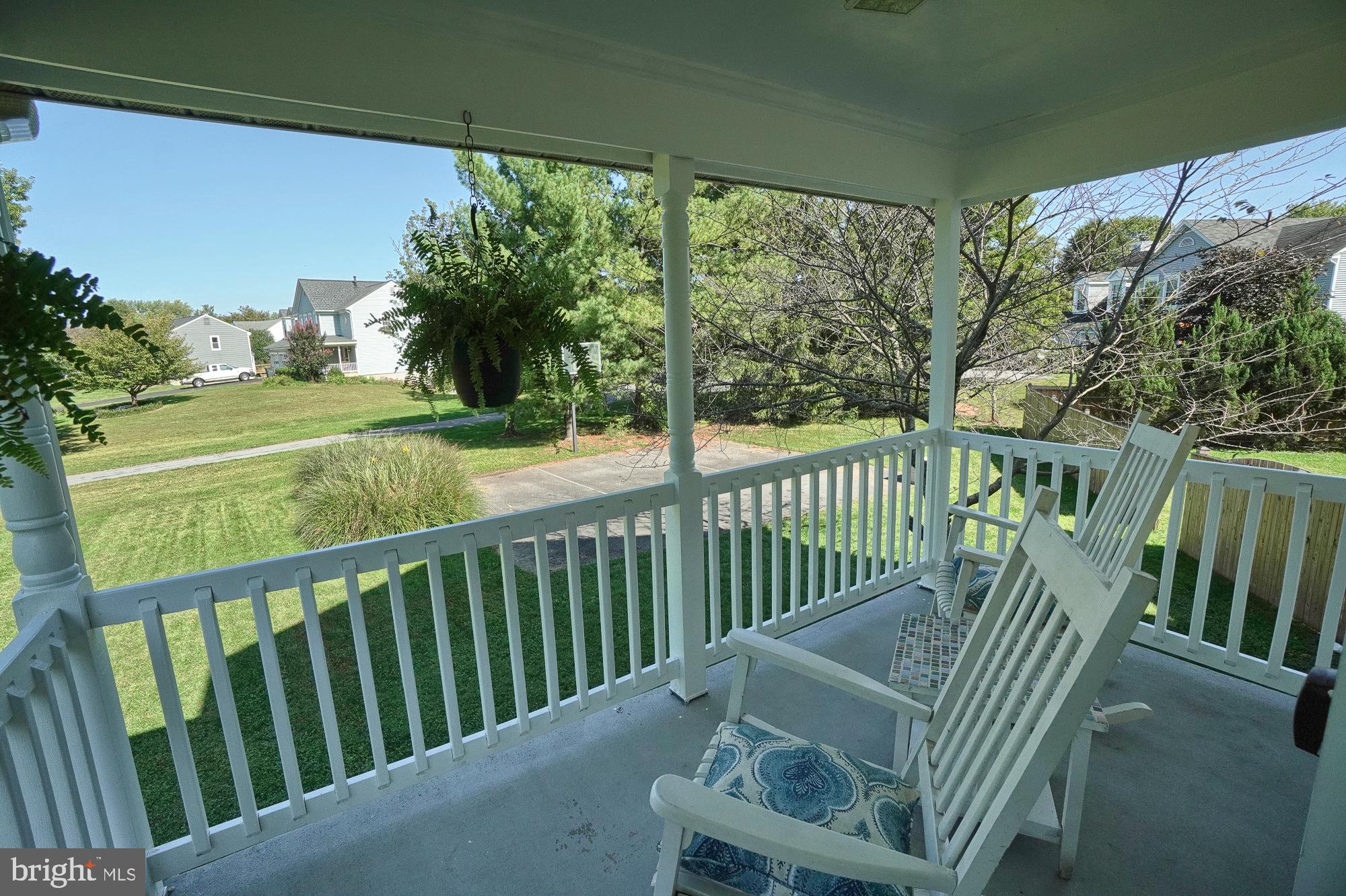 17209 General Custer Way Poolesville, MD 20837 - Photo 9 of 67 Gallery Image 9