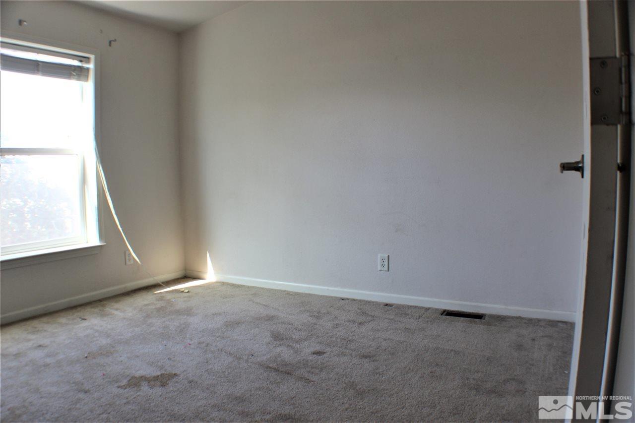 450 Paramount Court Reno, NV 89506 - Photo 10 of 15 Photo 10