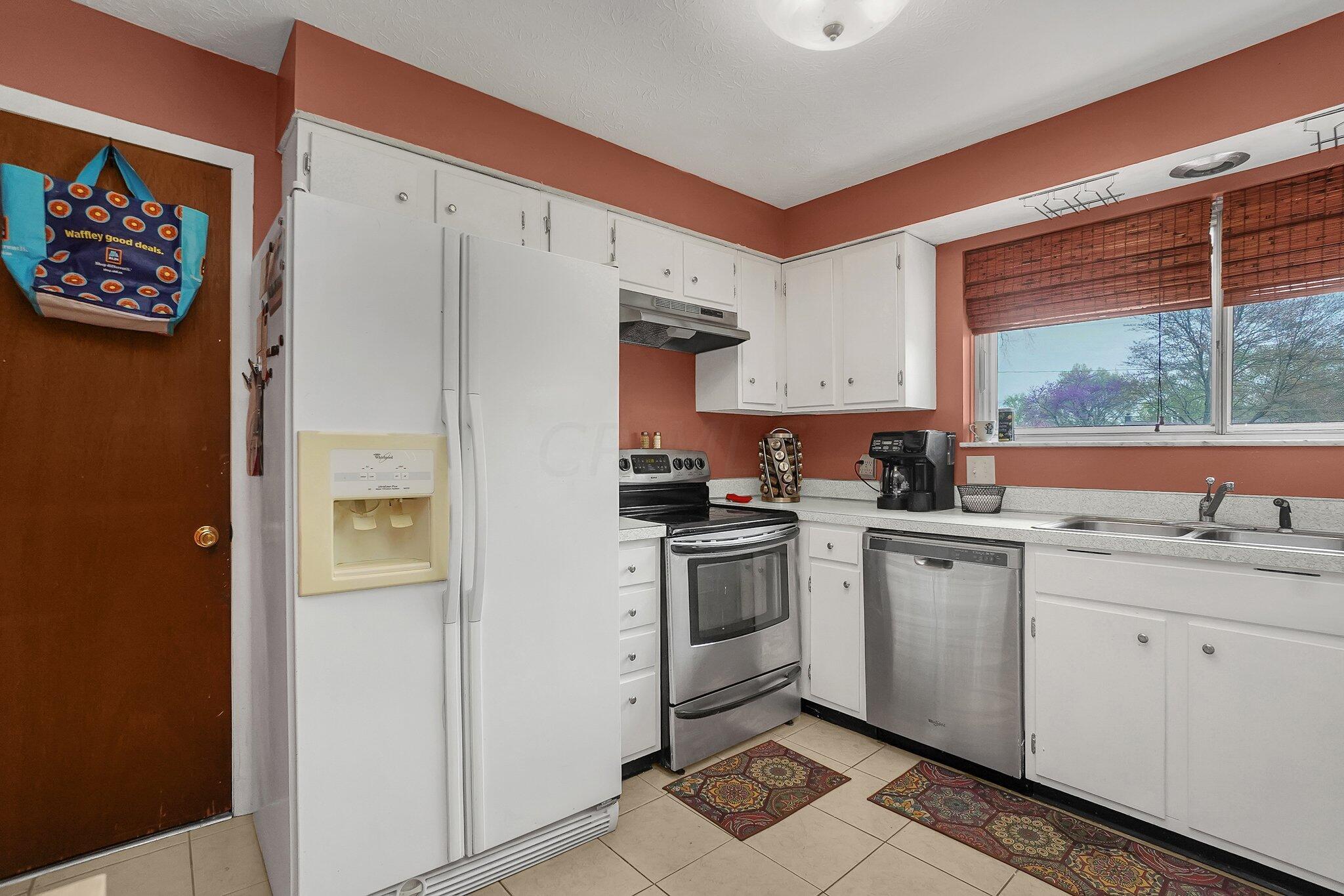 6622 Millbrae Road Columbus, OH 43235 - Photo 12 of 51 12-web-or-mls-6622-millbrae-rd