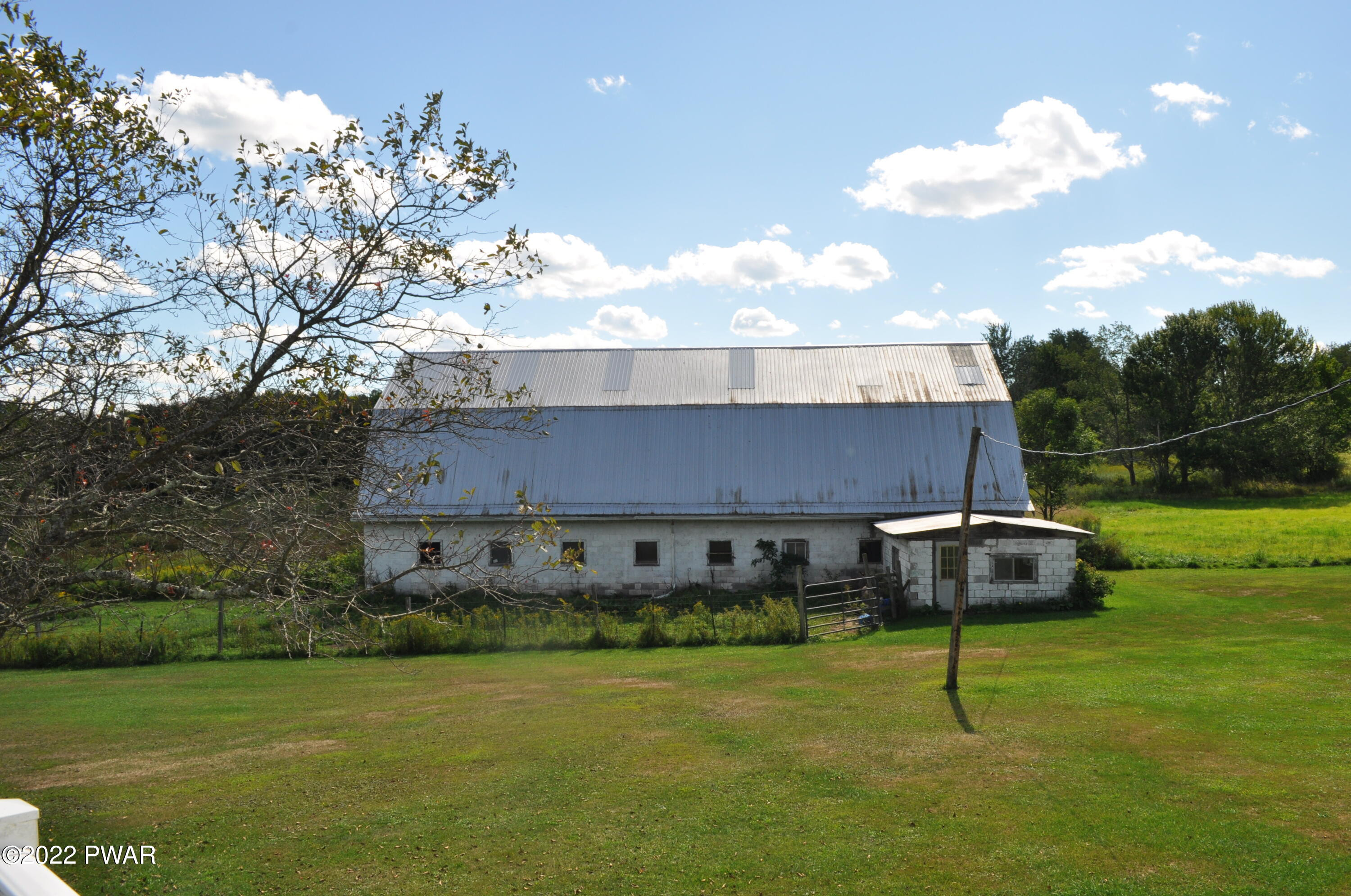 313 Creamery Road Jermyn, PA 18433 - Photo 33 of 62 Gambrel Style Barn