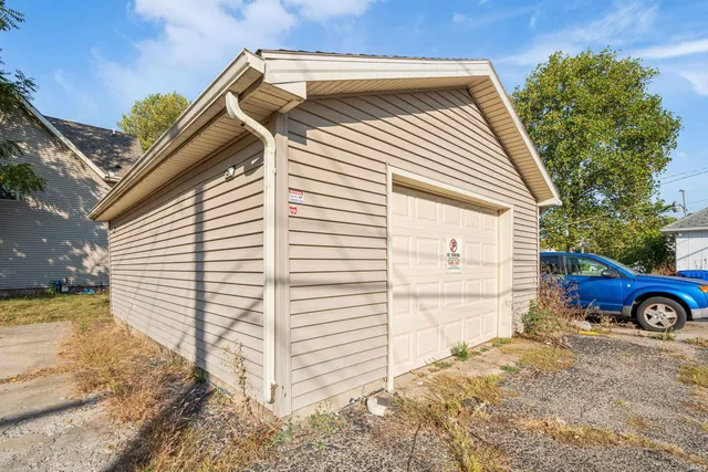 $124,000 | 614 South Courtland Avenue, Kokomo, IN 46901