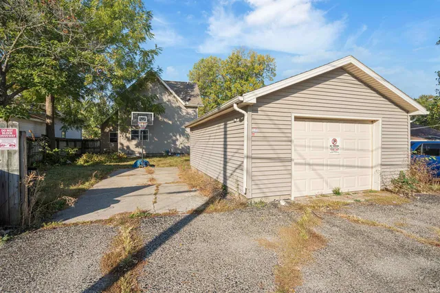 $124,000 | 614 South Courtland Avenue, Kokomo, IN 46901