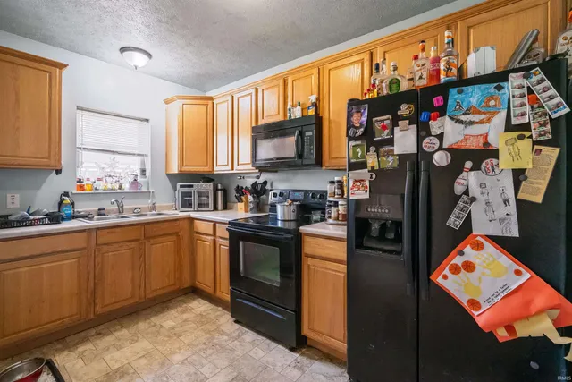 $124,000 | 614 South Courtland Avenue, Kokomo, IN 46901