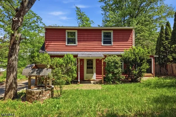 $289,777 | 71 Center Street, West Milford, NJ 07480