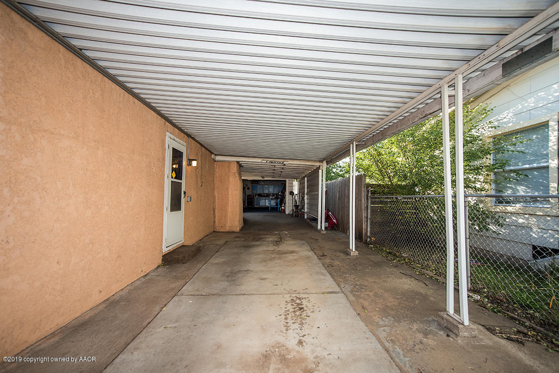 4404 South Hayden Street Amarillo, TX 79110 - Photo 6 of 29 a view of a porch