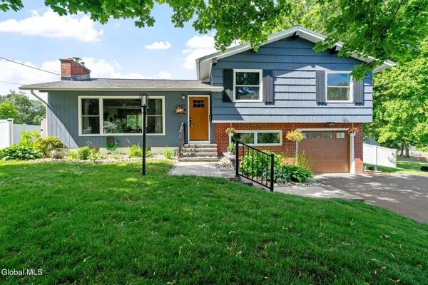 $399,000 | 21 Jane Drive, Schenectady, NY 12302