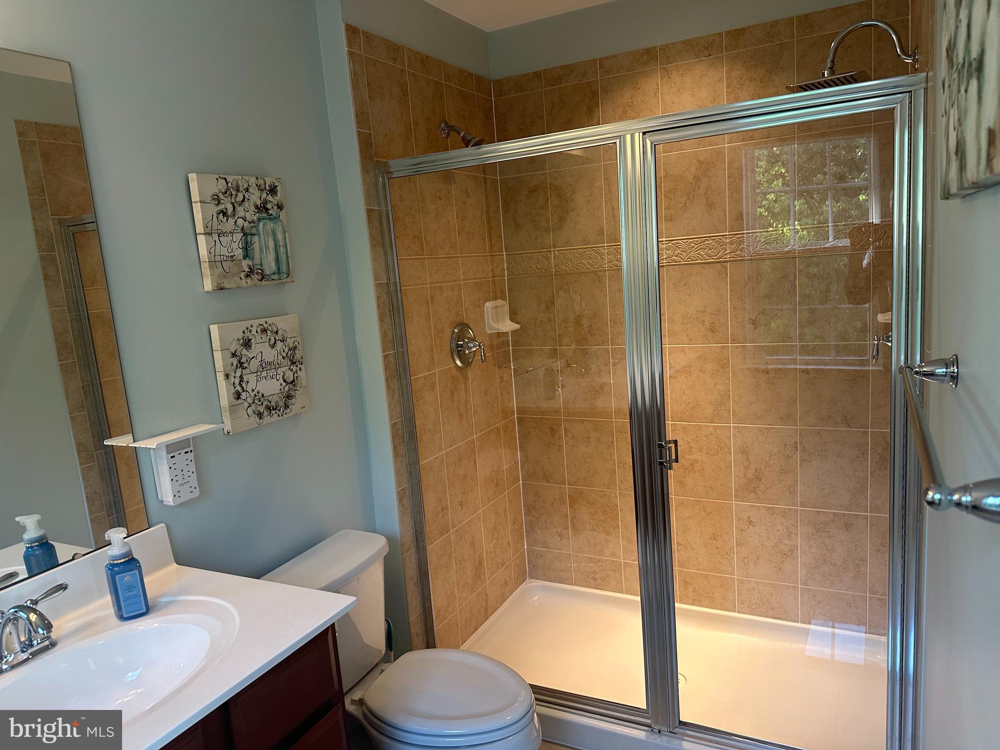 147 Gauley Riv Path Falling Waters, WV 25419 - Photo 10 of 21 Gallery Image 10