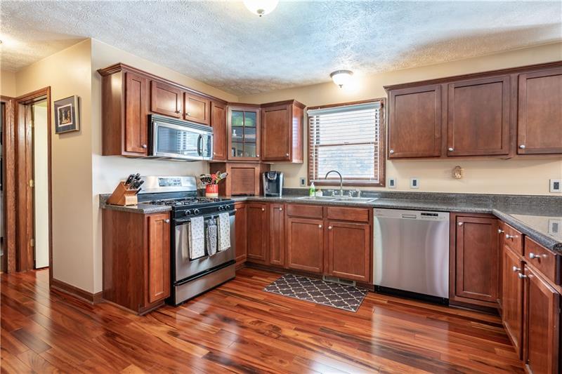 1325 Noblestown Road Oakdale, PA 15071 - Photo 5 of 24 Kitchen 1325 Noblestown Road